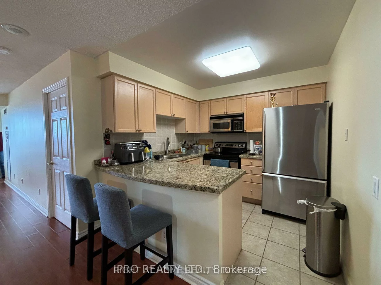 25, Kingsbridge Garden, Hurontario, Mississauga
