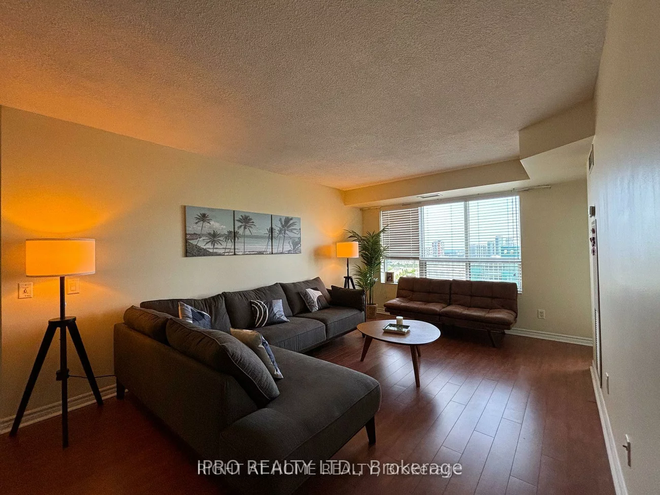 25, Kingsbridge Garden, Hurontario, Mississauga