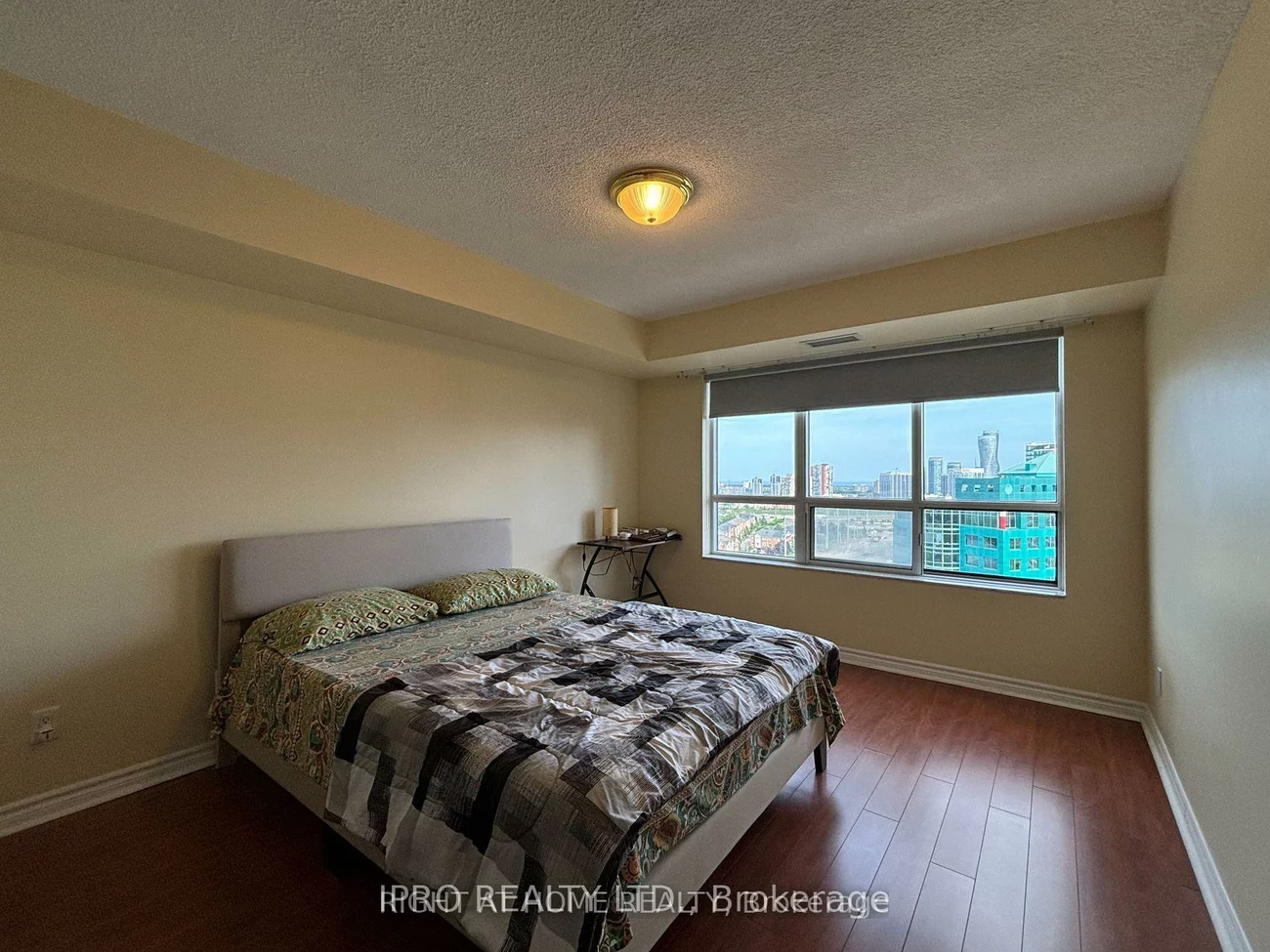 25, Kingsbridge Garden, Hurontario, Mississauga