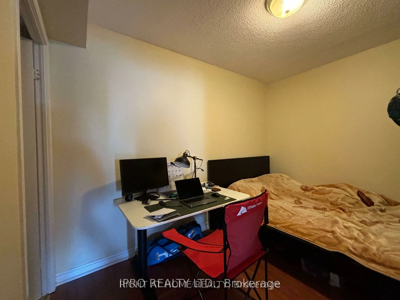 25, Kingsbridge Garden, Hurontario, Mississauga