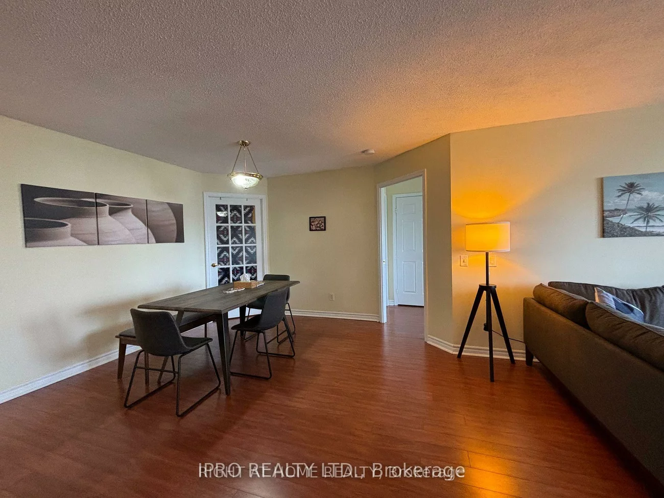 25, Kingsbridge Garden, Hurontario, Mississauga