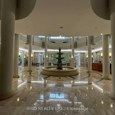 25, Kingsbridge Garden, Hurontario, Mississauga