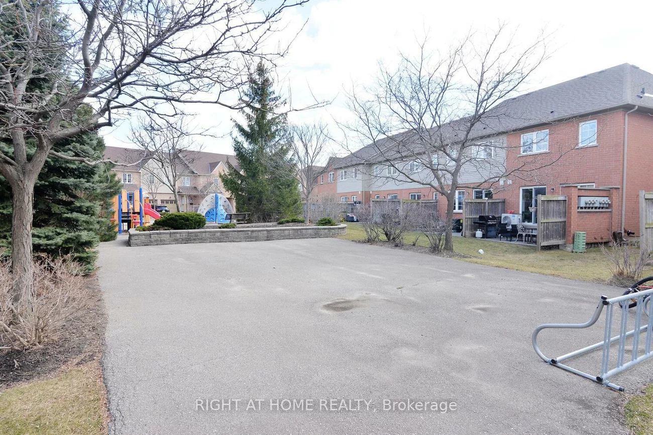 3150, Erin Centre, Churchill Meadows, Mississauga