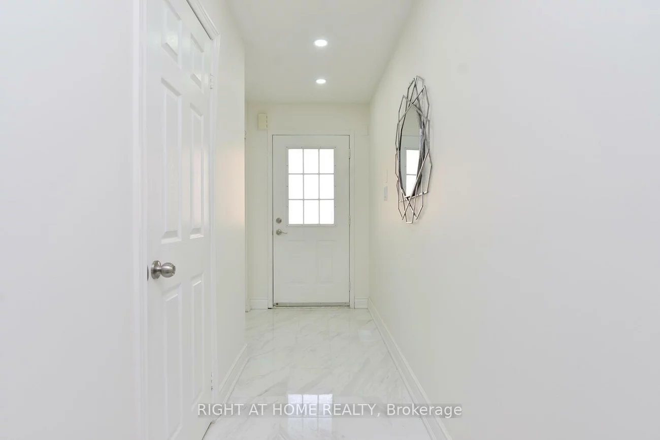 3150, Erin Centre, Churchill Meadows, Mississauga