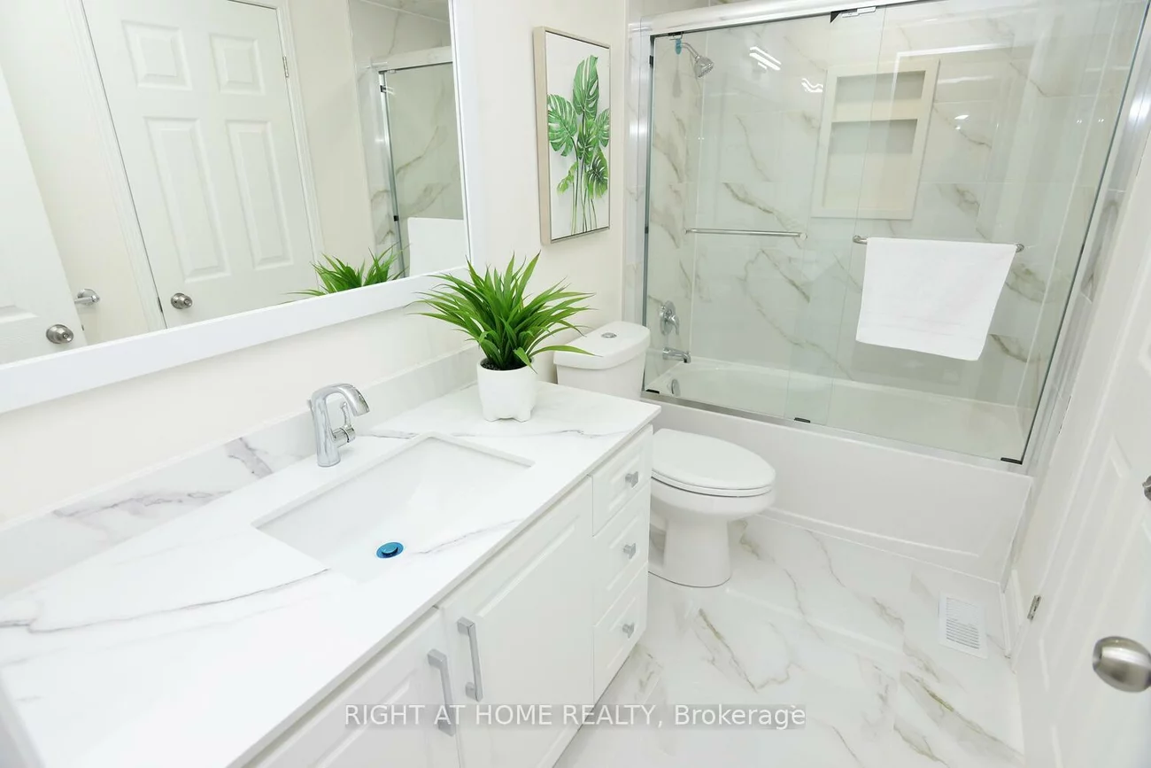 3150, Erin Centre, Churchill Meadows, Mississauga