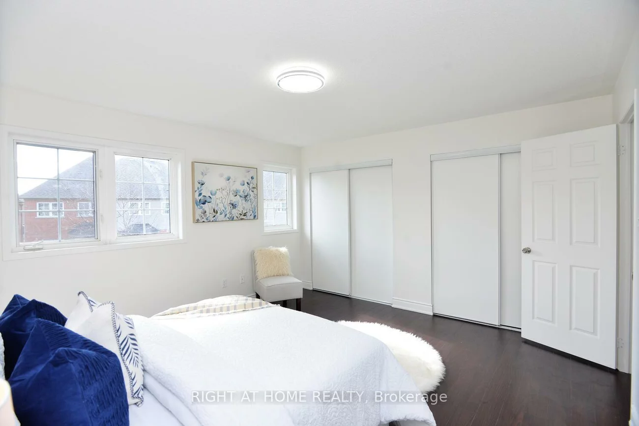 3150, Erin Centre, Churchill Meadows, Mississauga