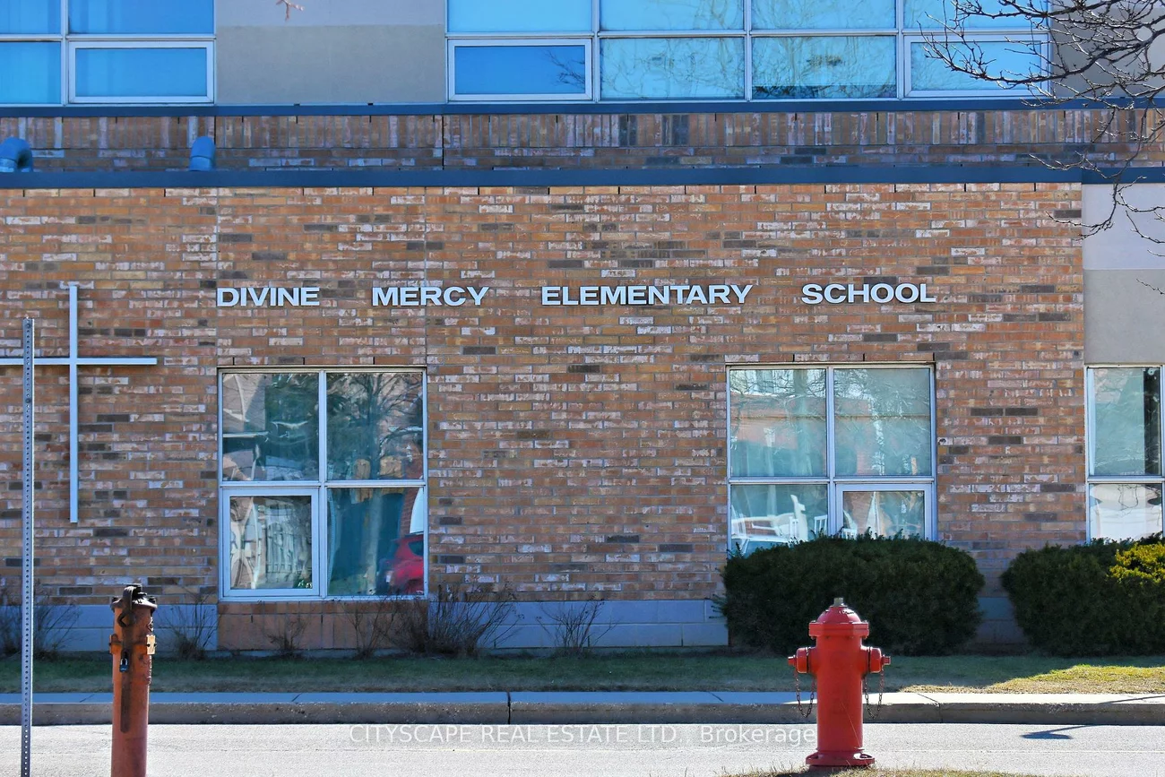 4655, Glen Erin, Central Erin Mills, Mississauga