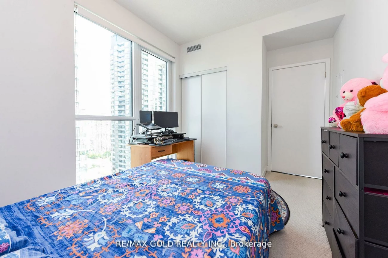 4055, Parkside Village, City Centre, Mississauga