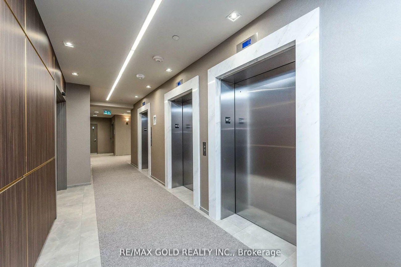 4055, Parkside Village, City Centre, Mississauga
