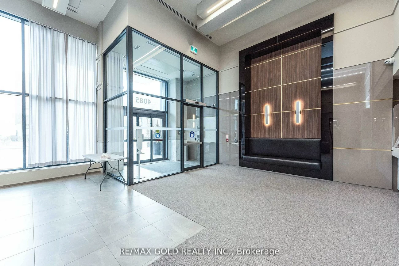 4055, Parkside Village, City Centre, Mississauga