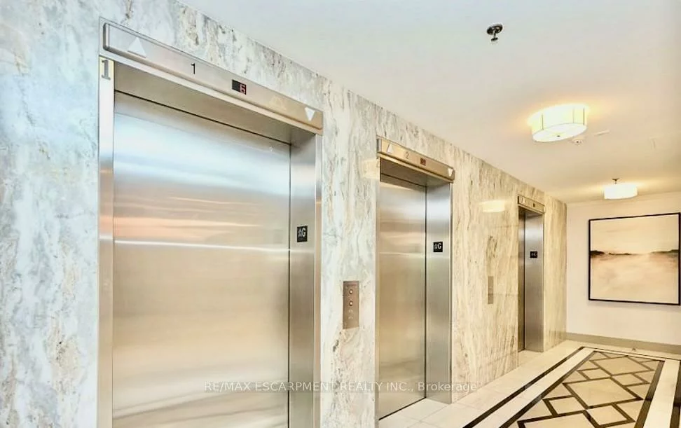 75, King, Cooksville, Mississauga