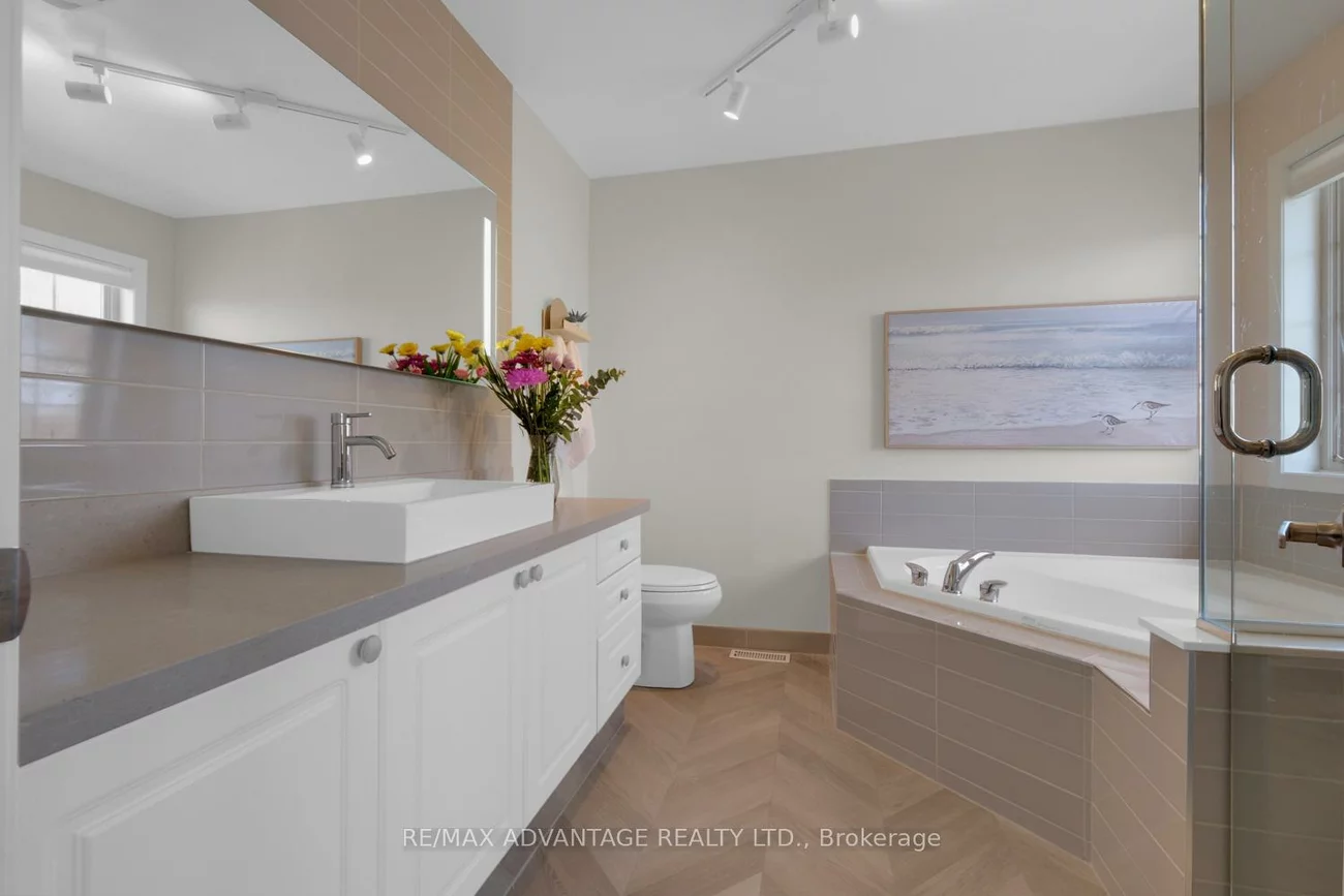 2401, Fifth, Sheridan, Mississauga