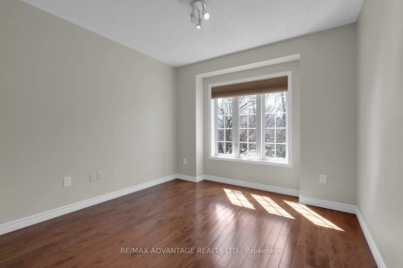 2401, Fifth, Sheridan, Mississauga