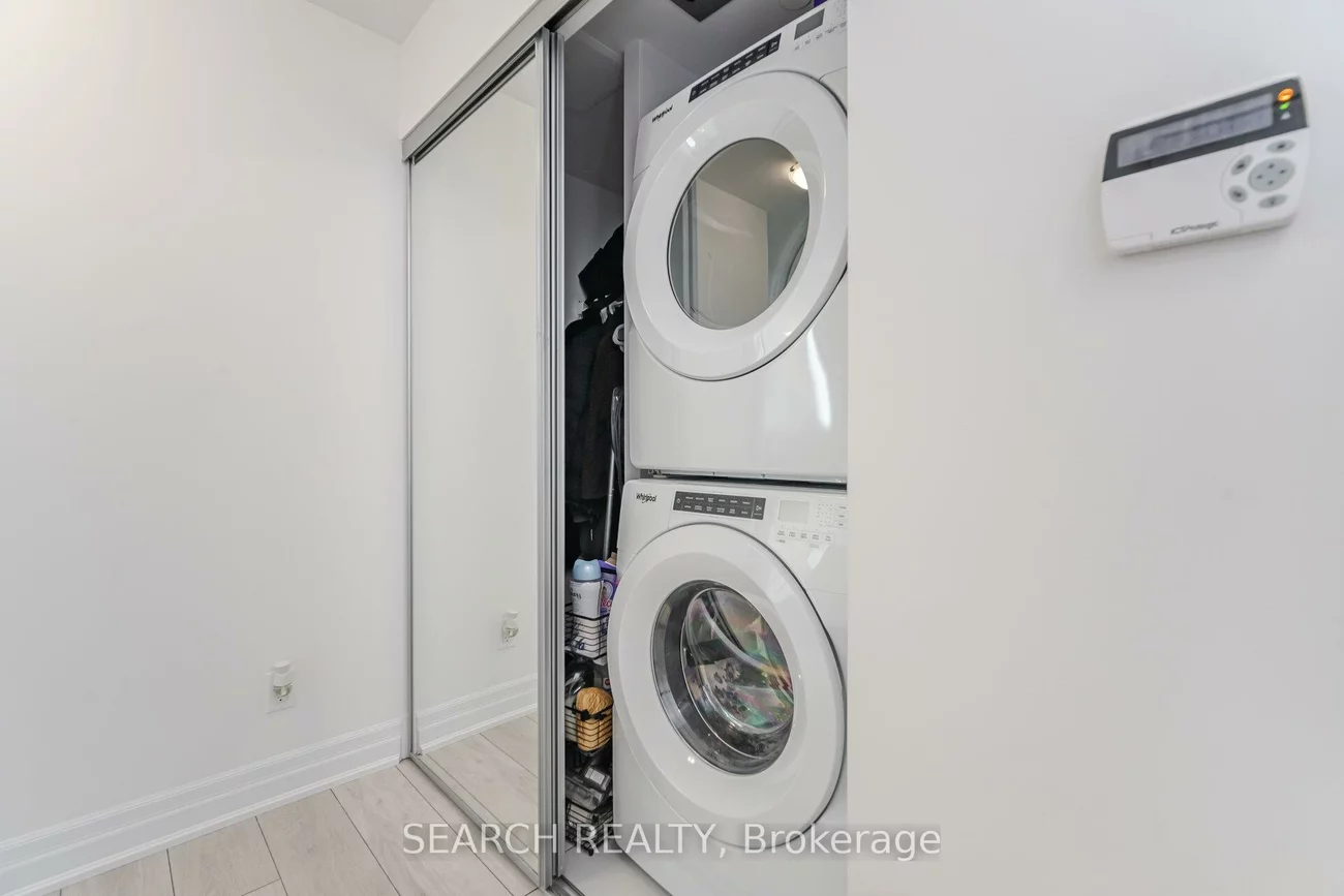 30, Elm, City Centre, Mississauga