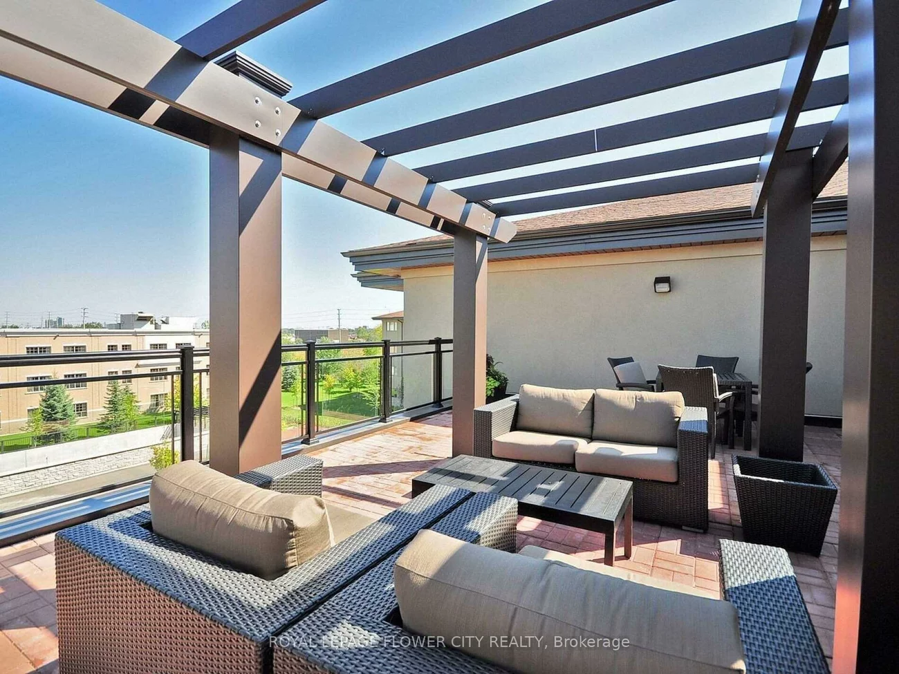 570, Lolita, Mississauga Valleys, Mississauga