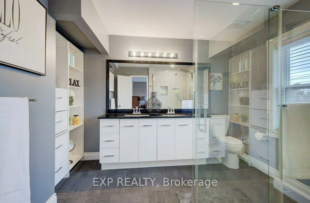 5865, Dalebrook, Central Erin Mills, Mississauga