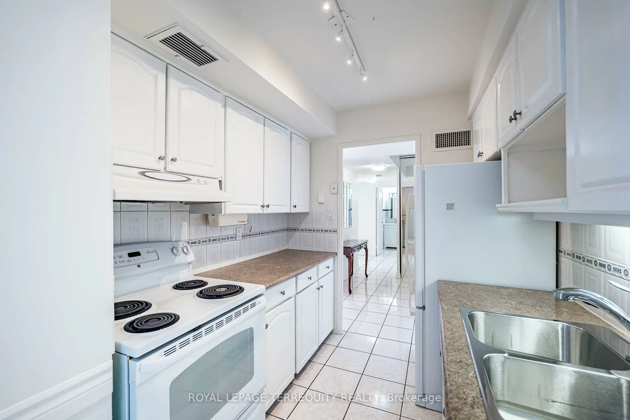 1333, Bloor, Applewood, Mississauga