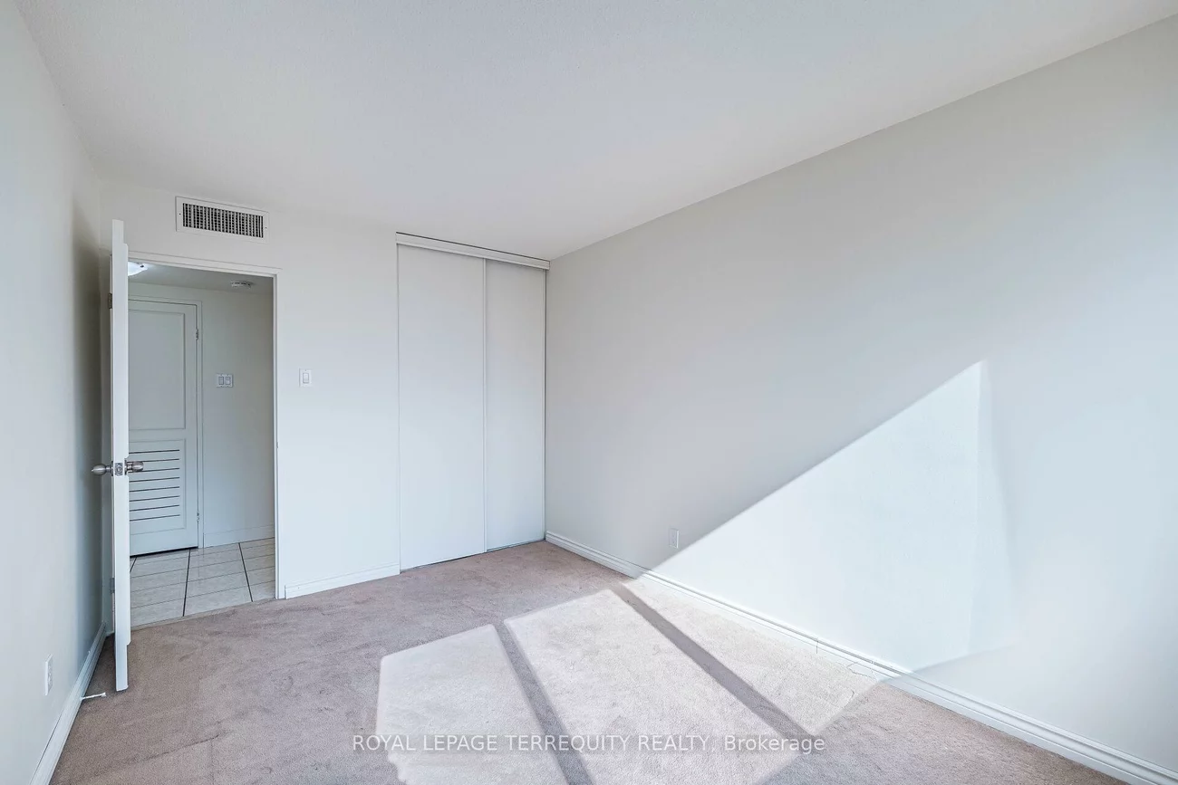 1333, Bloor, Applewood, Mississauga
