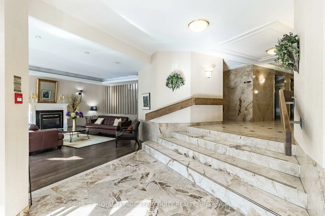 1333, Bloor, Applewood, Mississauga