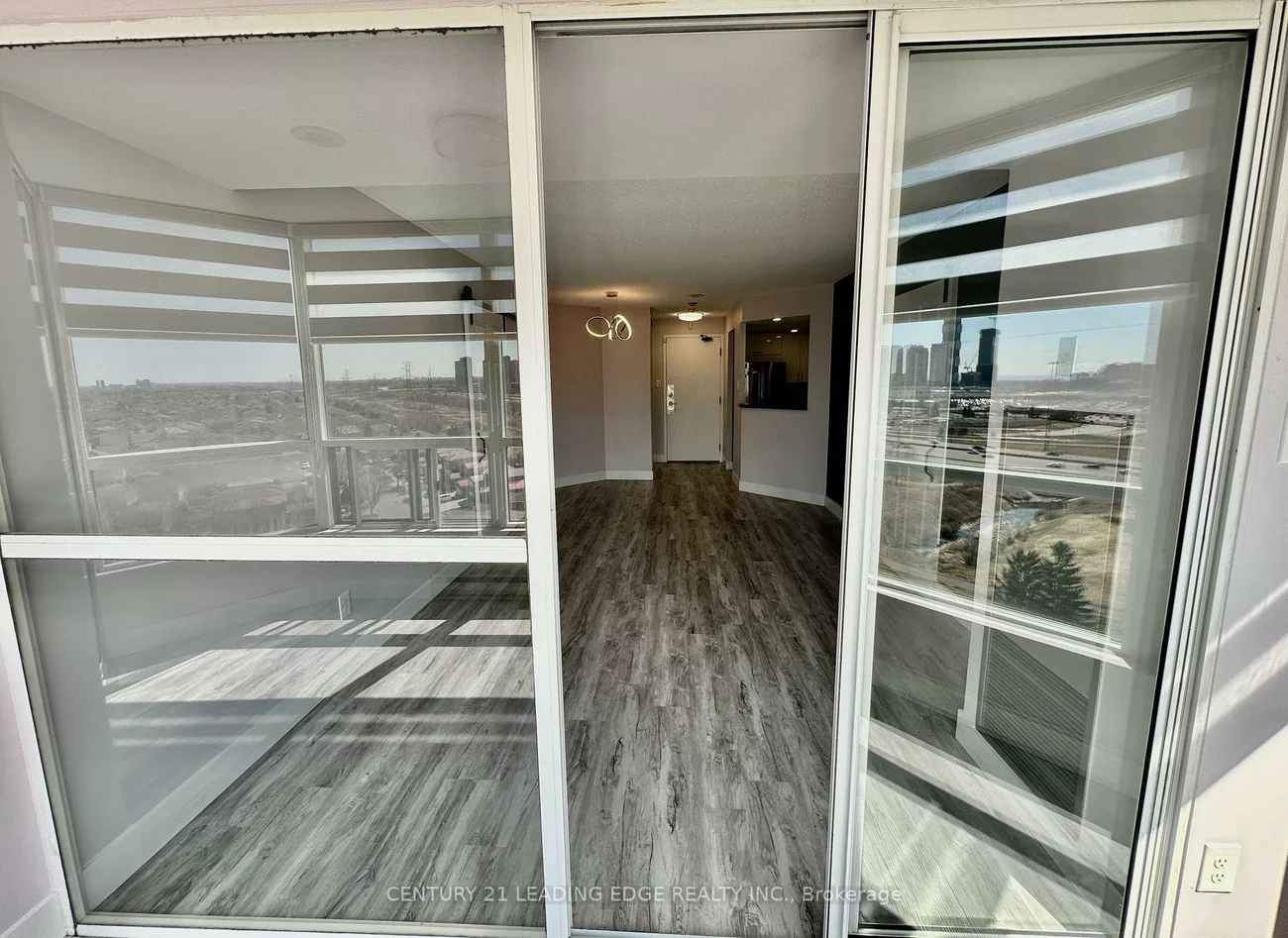 4460, TUCANA, Hurontario, Mississauga
