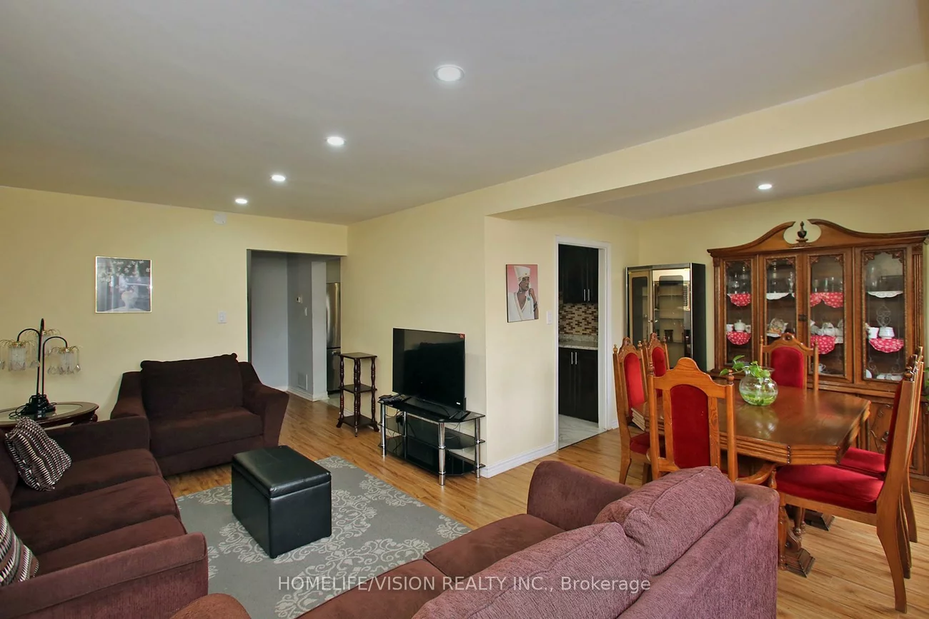 3430, Brandon Gate, Malton, Mississauga