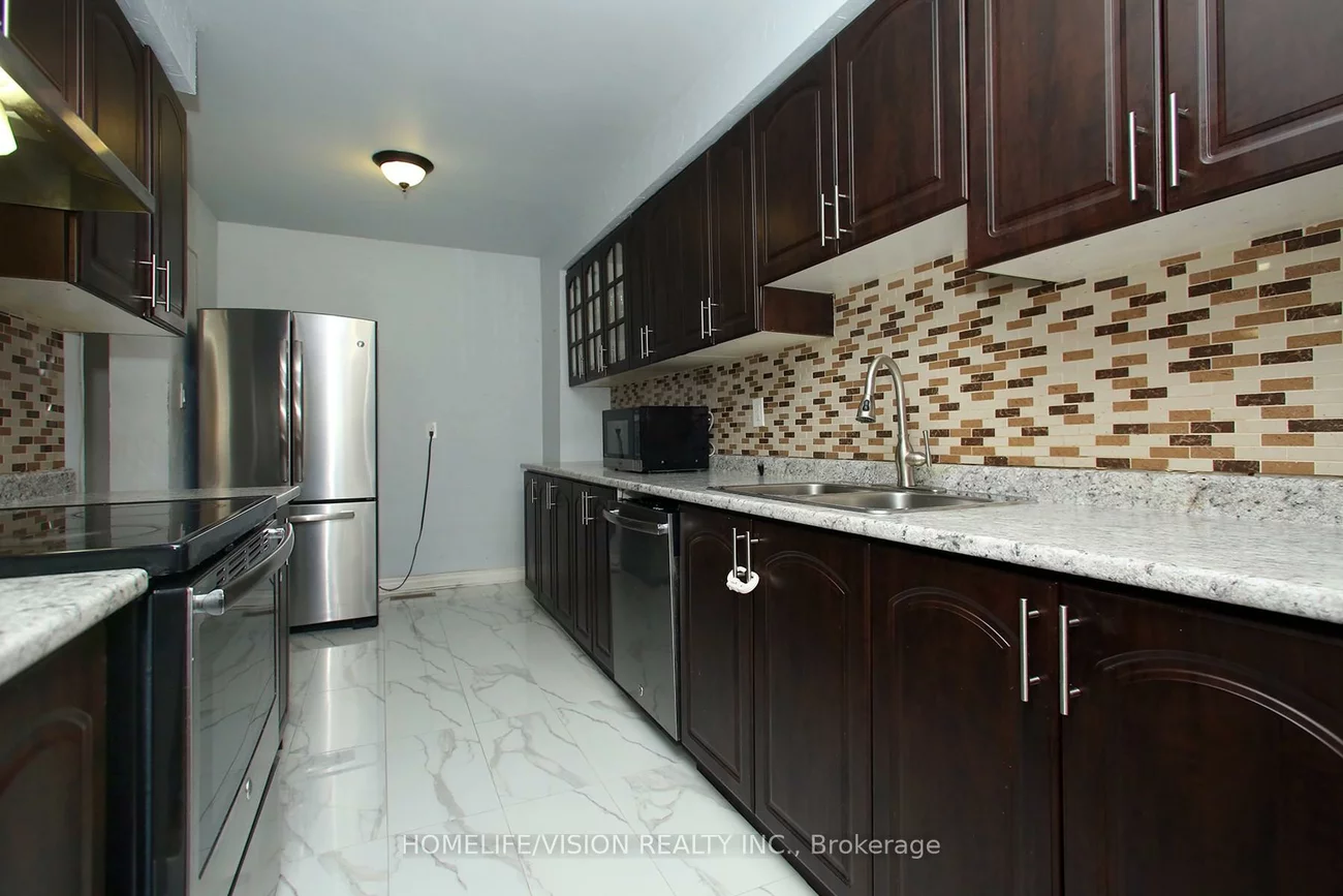 3430, Brandon Gate, Malton, Mississauga