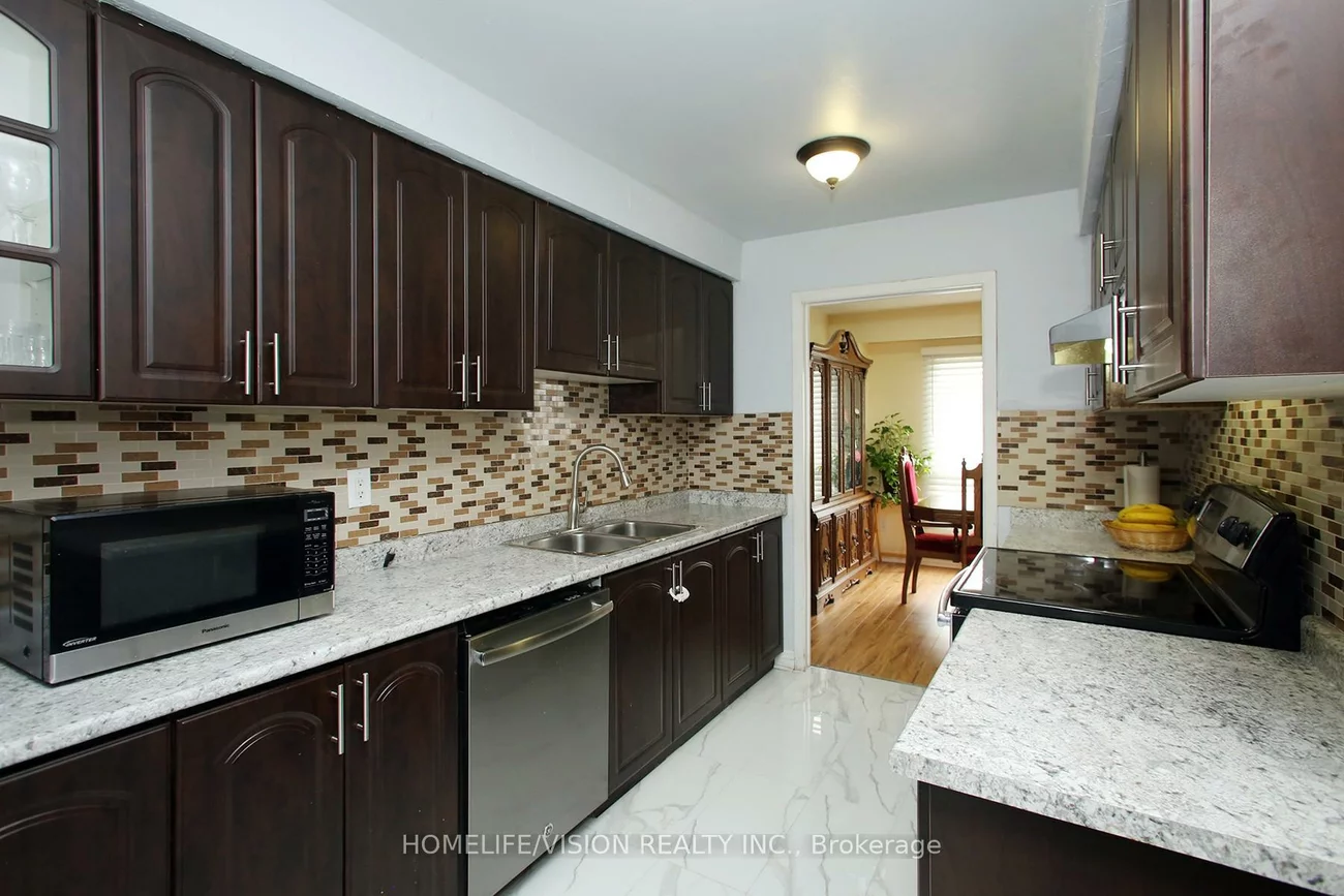 3430, Brandon Gate, Malton, Mississauga