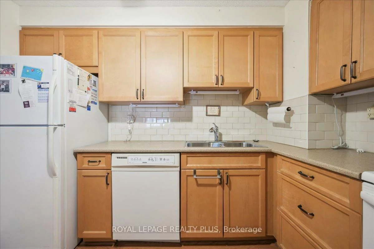 965, Inverhouse, Clarkson, Mississauga