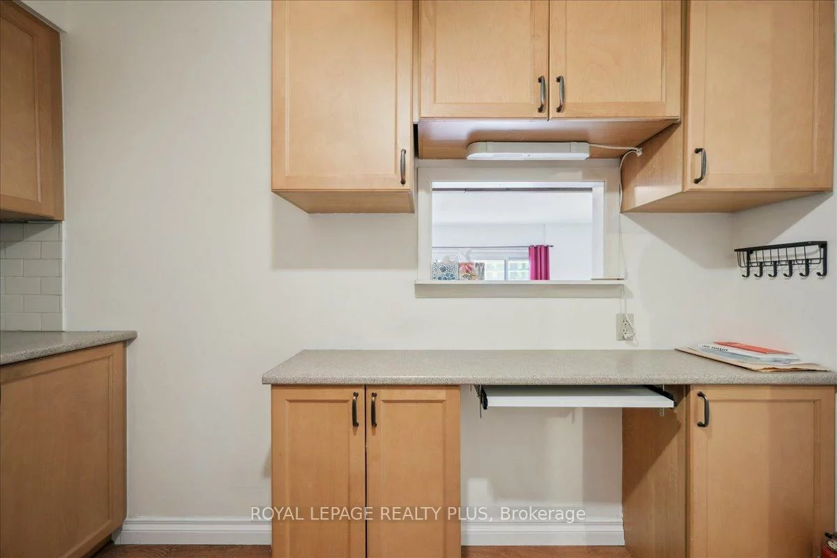 965, Inverhouse, Clarkson, Mississauga