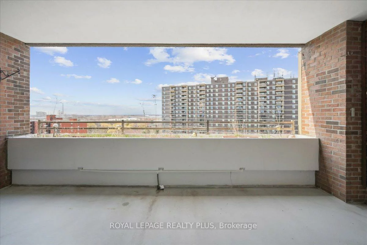 965, Inverhouse, Clarkson, Mississauga