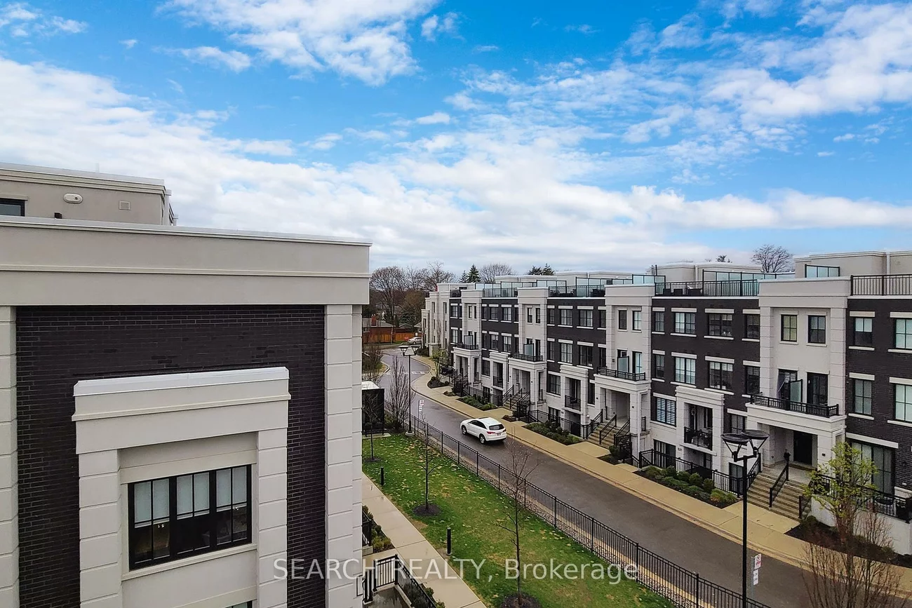 1180, Cawthra, Mineola, Mississauga