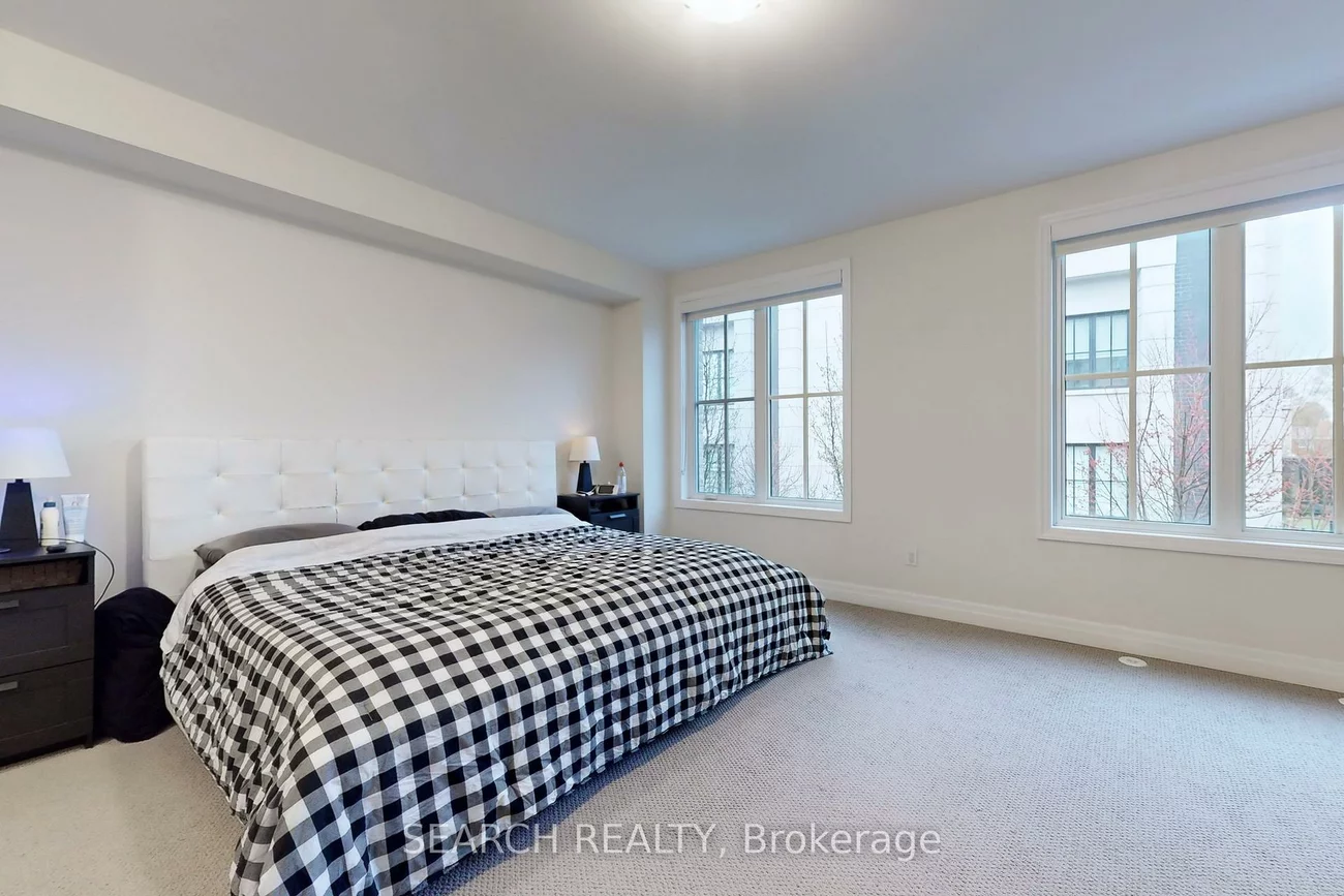 1180, Cawthra, Mineola, Mississauga