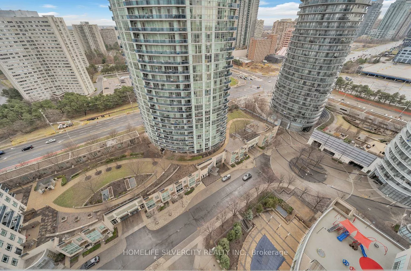 80, Absolute, City Centre, Mississauga