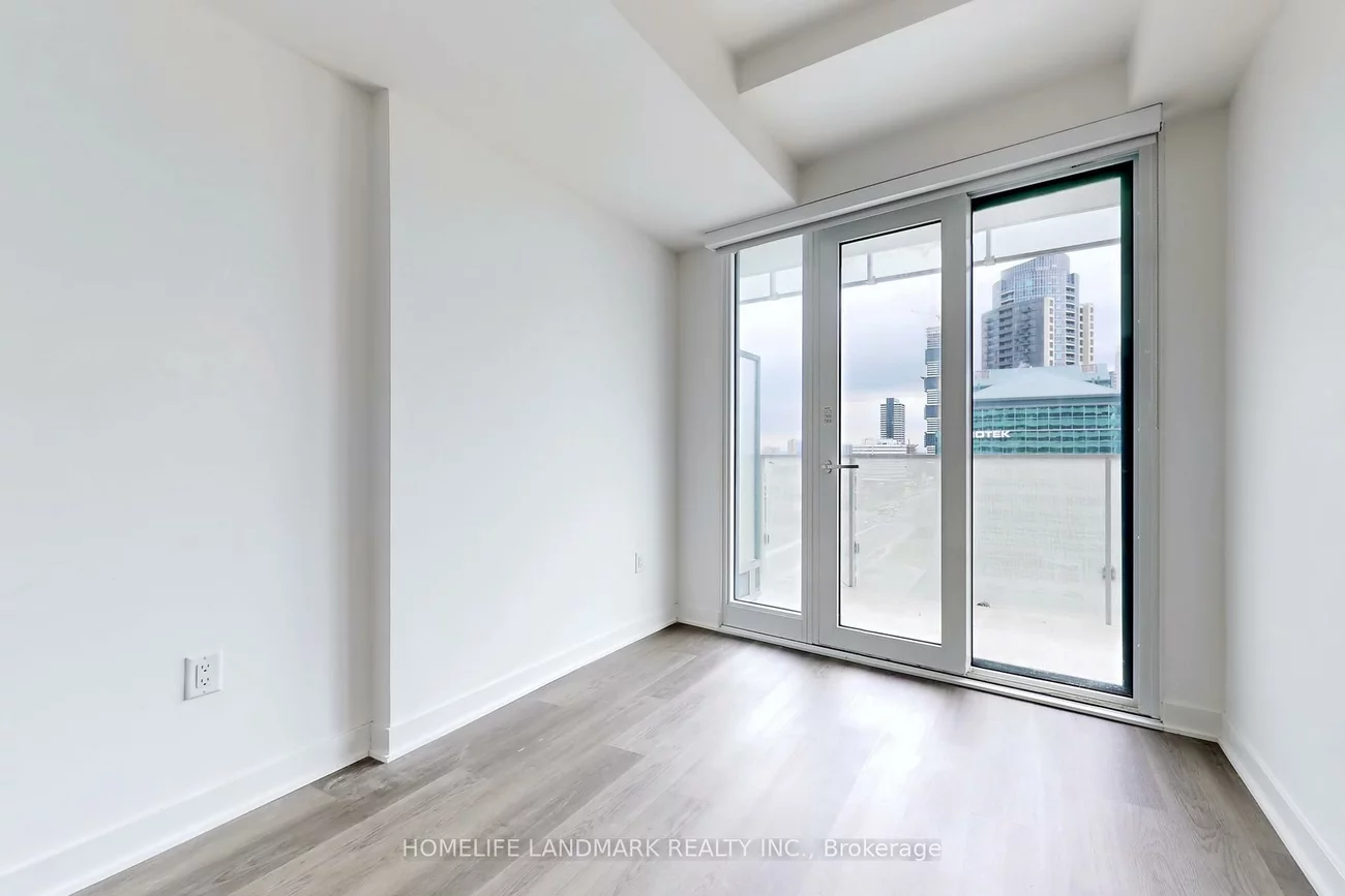 3900, Confederation, City Centre, Mississauga