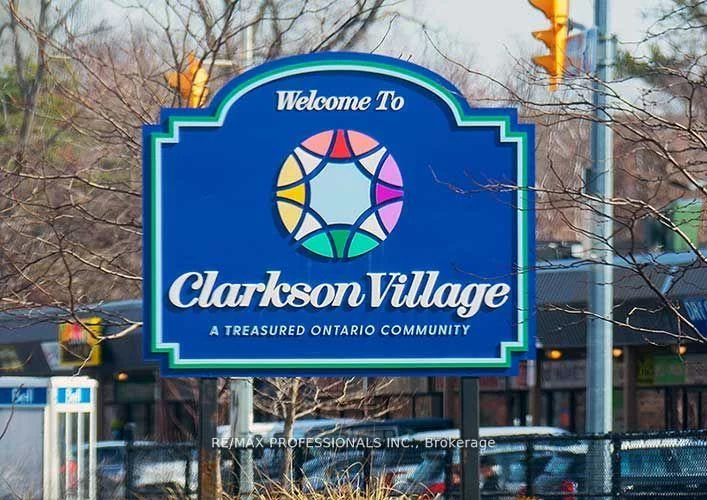 1575, Lakeshore, Clarkson, Mississauga