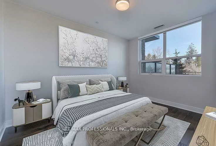 1575, Lakeshore, Clarkson, Mississauga