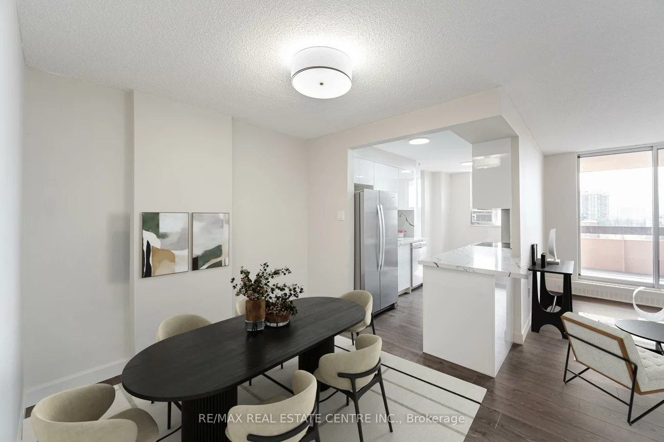 1615, Bloor, Applewood, Mississauga