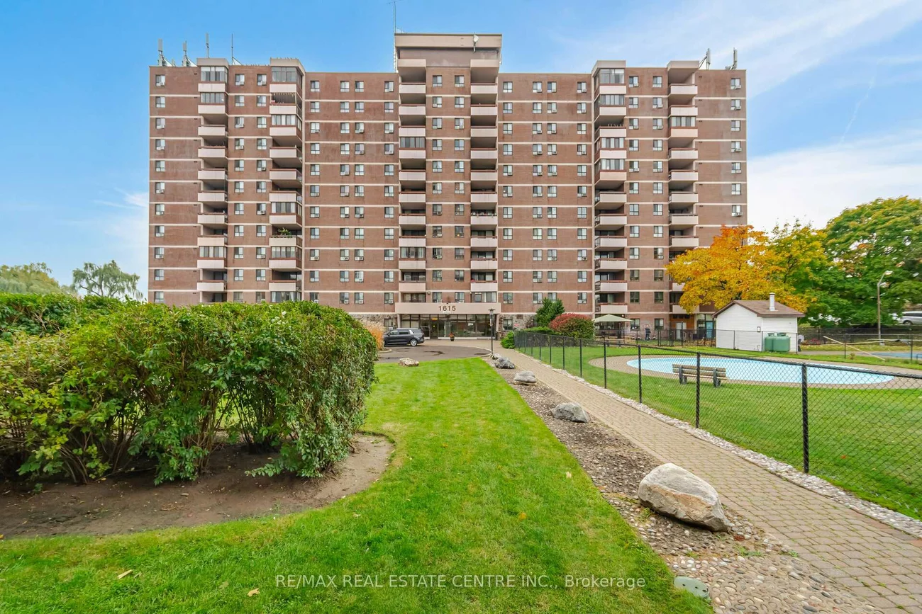 1615, Bloor, Applewood, Mississauga