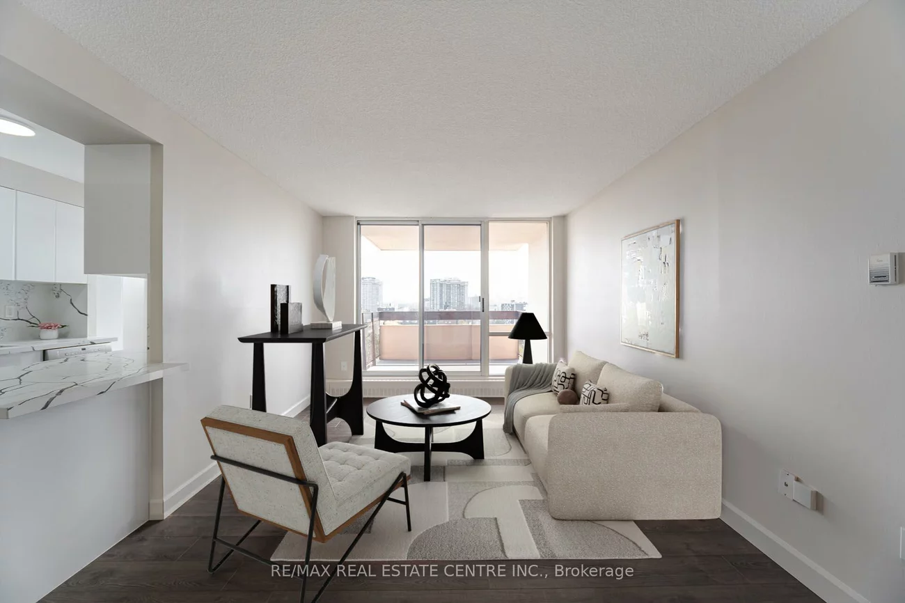1615, Bloor, Applewood, Mississauga