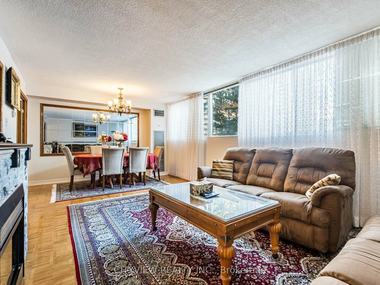3700, Kaneff, Mississauga Valleys, Mississauga