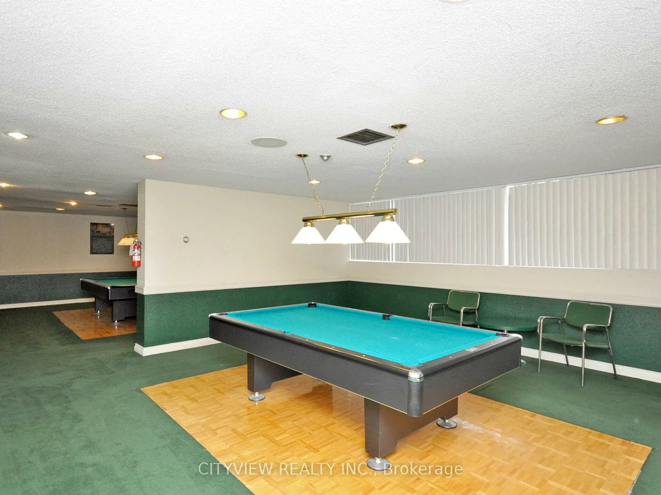3700, Kaneff, Mississauga Valleys, Mississauga