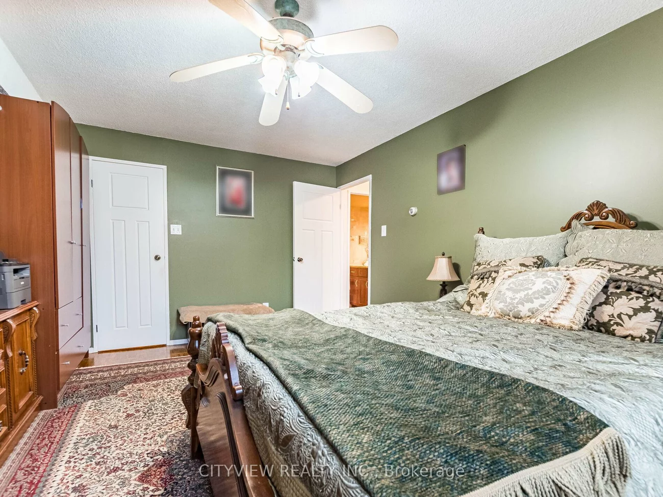 3700, Kaneff, Mississauga Valleys, Mississauga