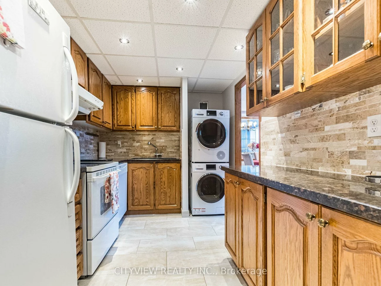 3700, Kaneff, Mississauga Valleys, Mississauga