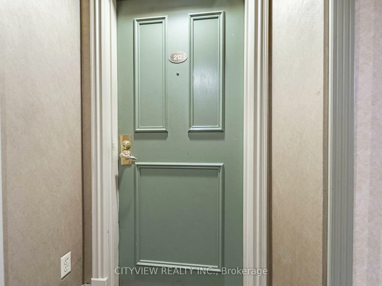 3700, Kaneff, Mississauga Valleys, Mississauga