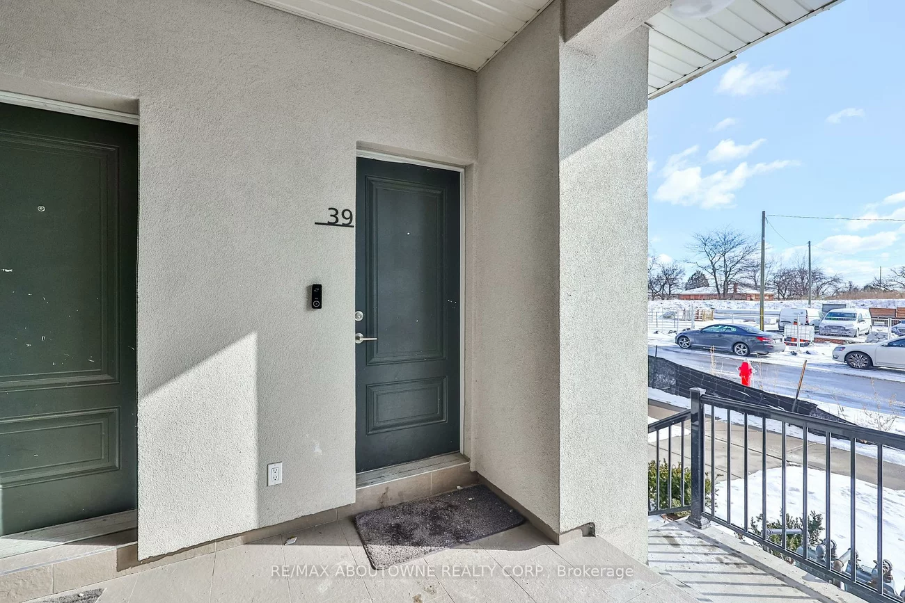73, Armdale, Hurontario, Mississauga