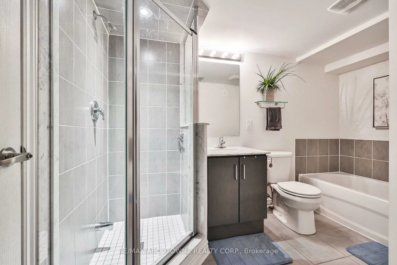 73, Armdale, Hurontario, Mississauga