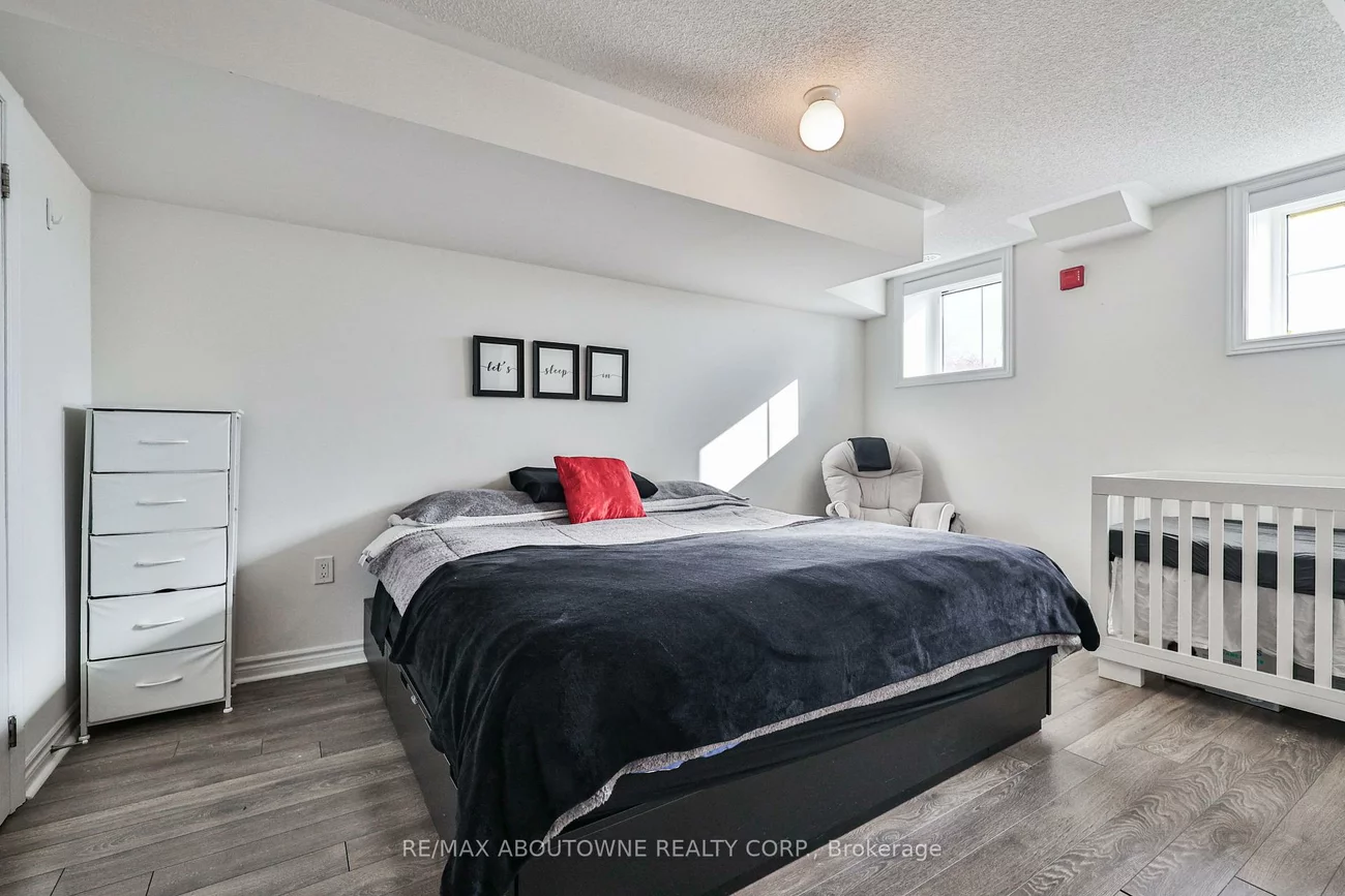 73, Armdale, Hurontario, Mississauga
