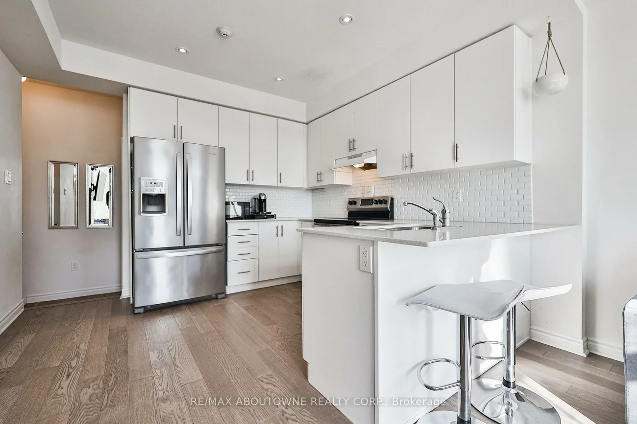 73, Armdale, Hurontario, Mississauga