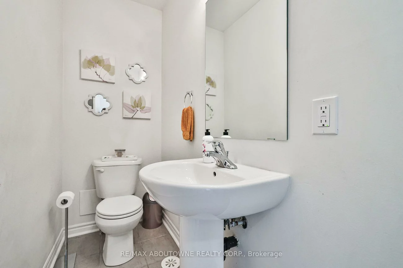 73, Armdale, Hurontario, Mississauga