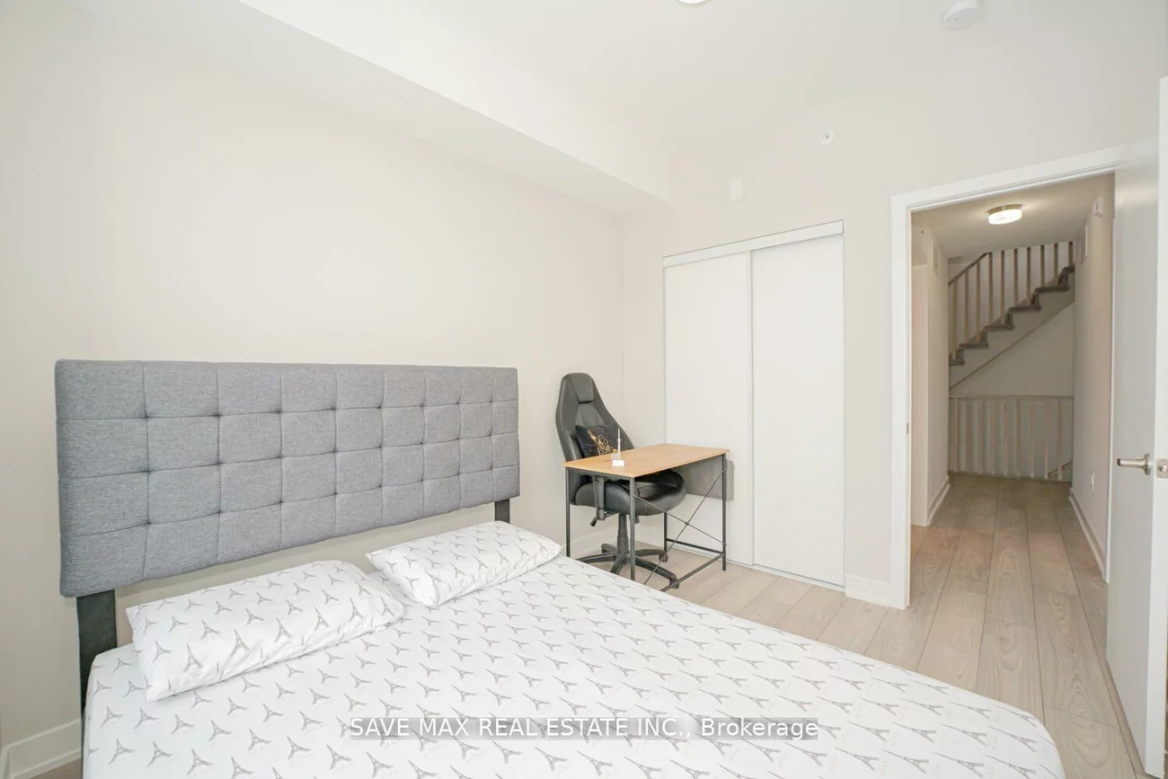 3472, Widdicombe, Erin Mills, Mississauga